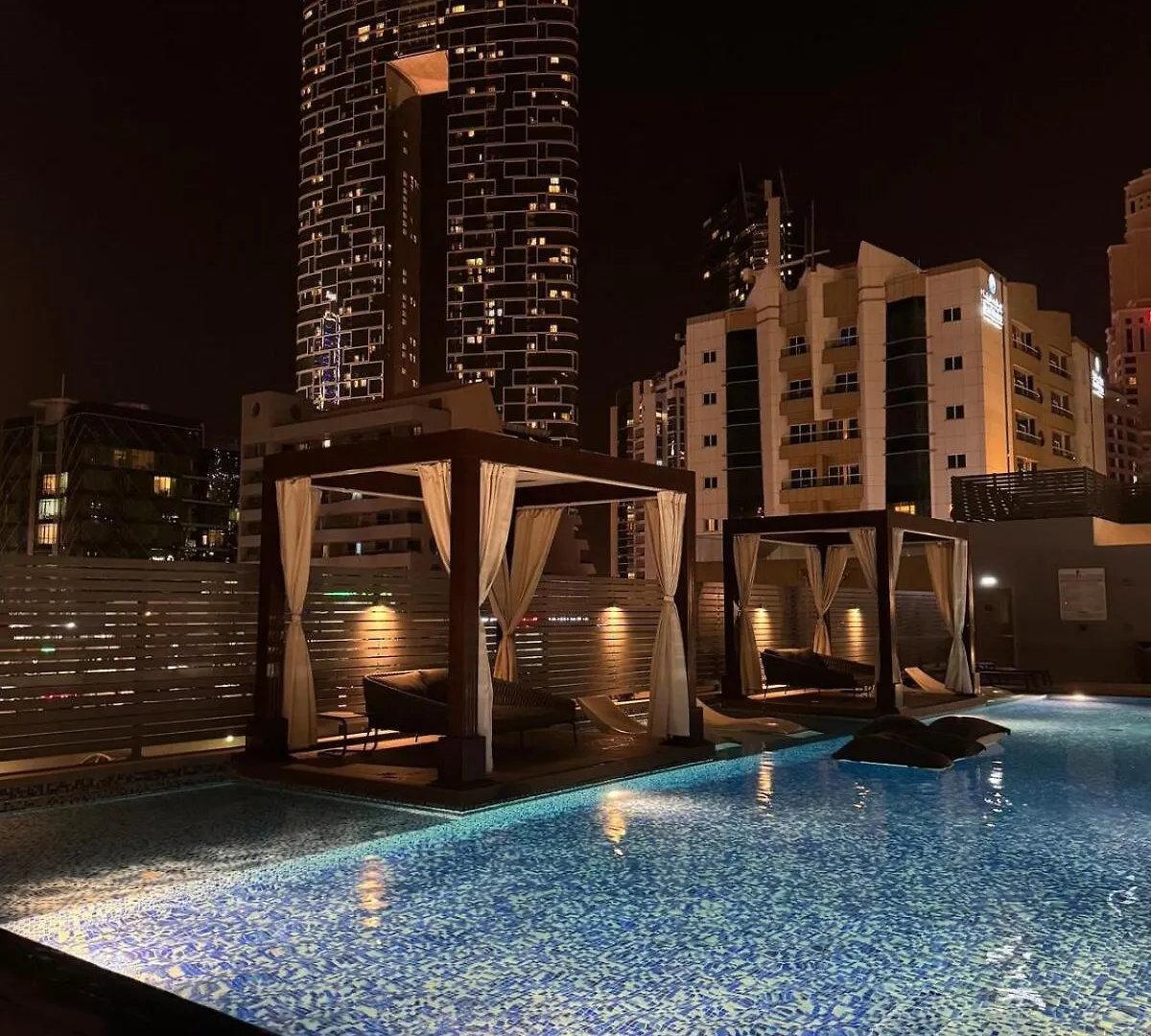 Spectacular Suite In The Heart Of Dubai Marina