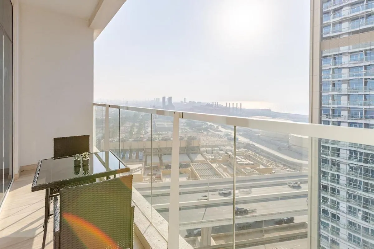 Spectacular Suite In The Heart Of Dubai Marina